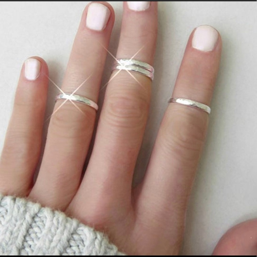 SET OF 3 HAMMERED SILVER TONE STACKABLE RINGS NO NICKEL! - Picture 3 of 9